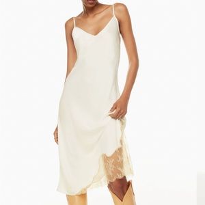 Wilfred Sonnet Dress Aritzia